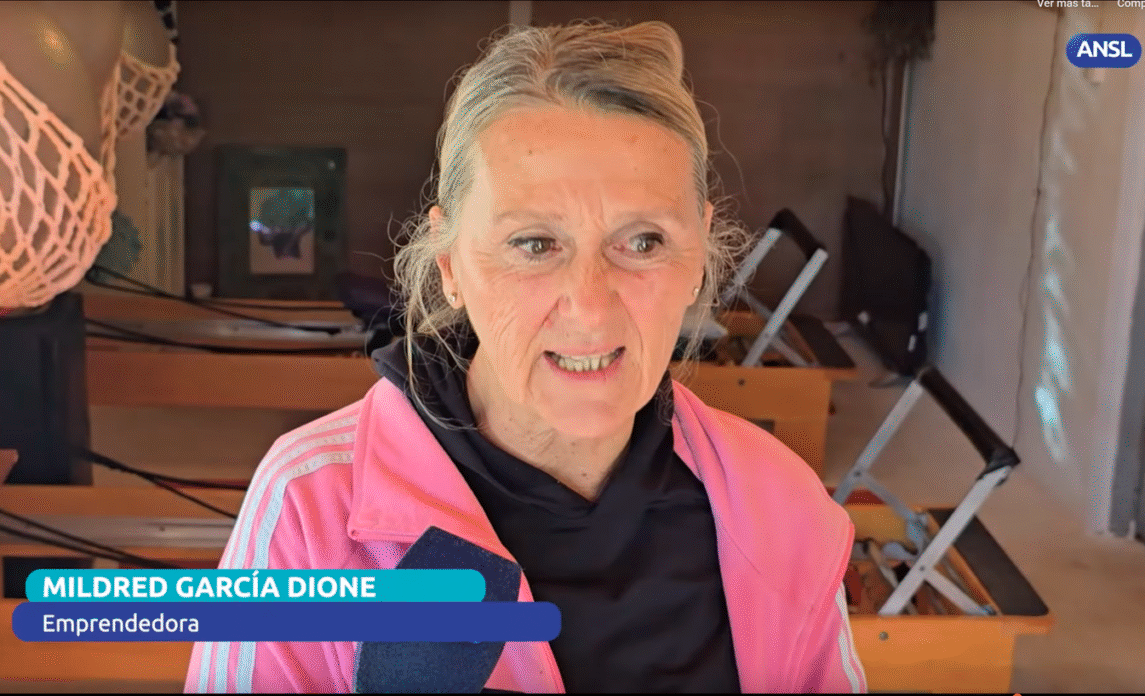 Pilates en Potrero de los Funes con apoyo para crecer Mildred García Dione. Captura de video: https://agenciasanluis.com.
